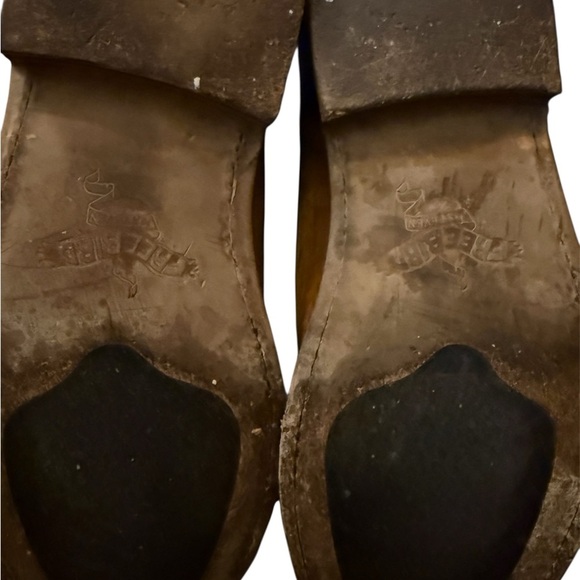 Classic Tan Leather Men's Shoe - Picture 4 of 8